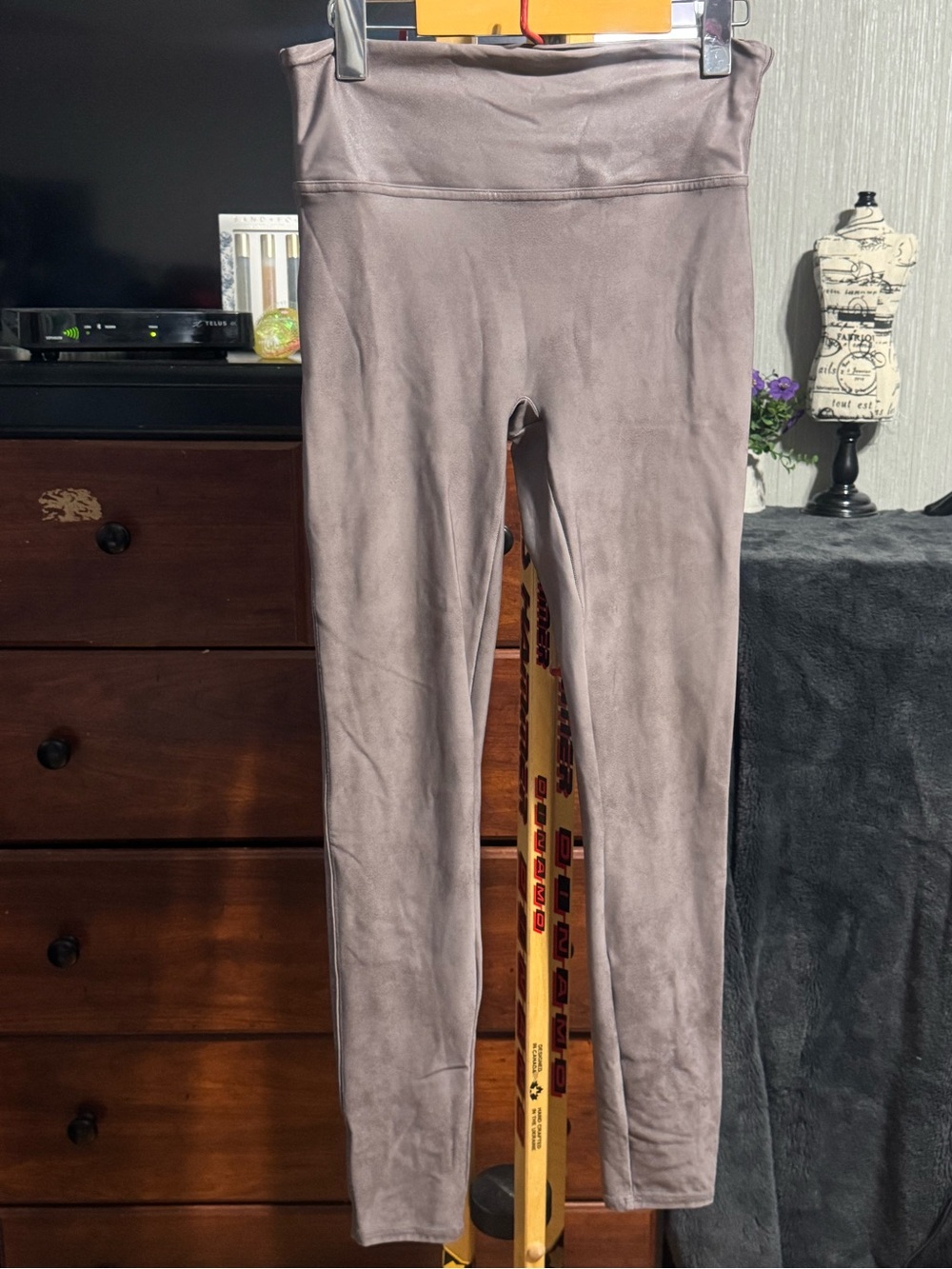 SPANX Faux Suede Leggings Taupe Gray Size Large